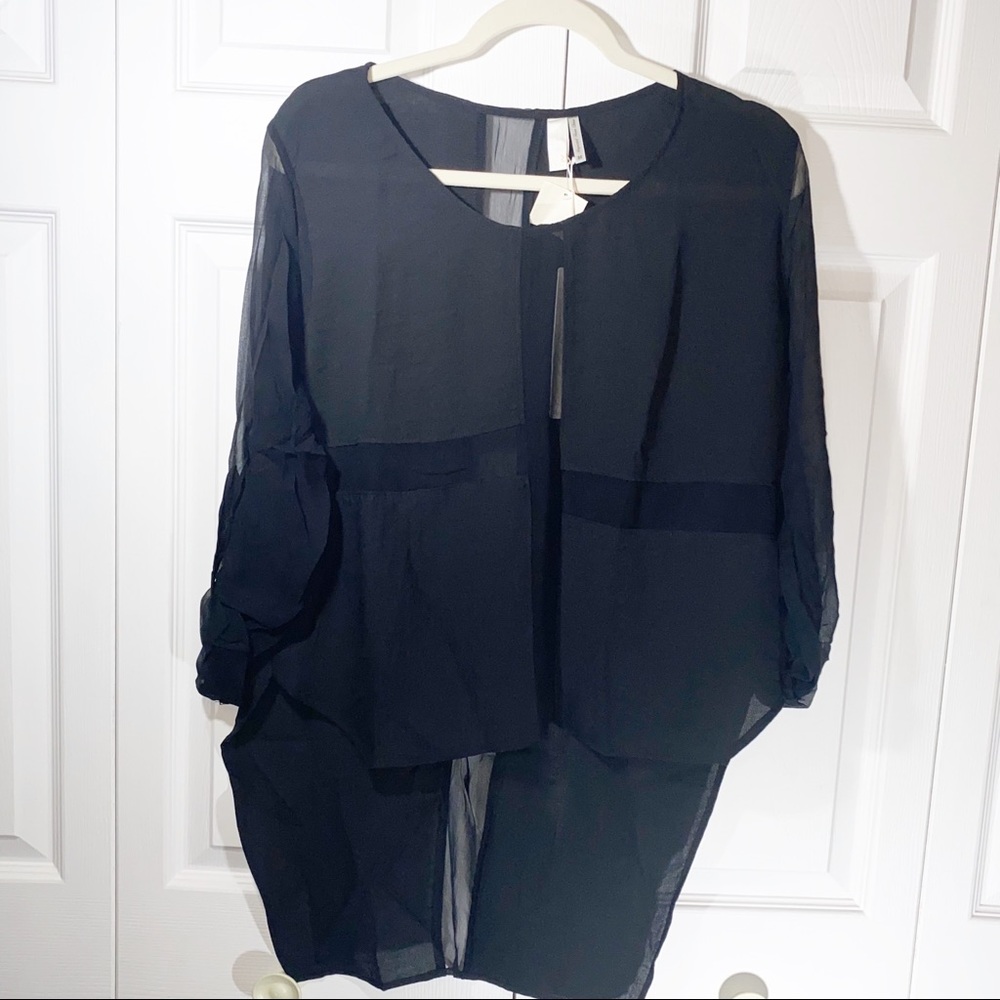 Line & Dot Black Sheer High Low Blouse Size medium new
